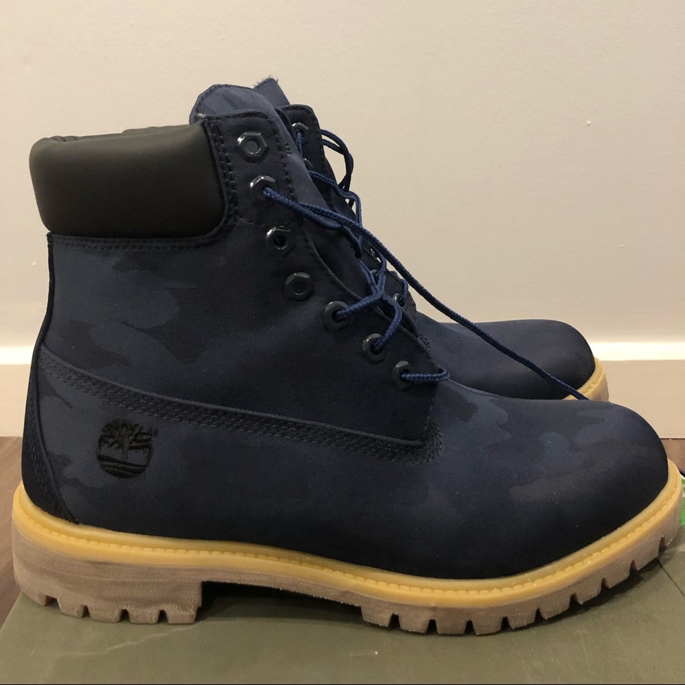 BRAND NEW Blue&Black Camo Timberland Boots
